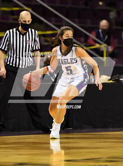 Thumbnail 3 in Limon vs. Wray (CHSAA 2A State Final) photogallery.