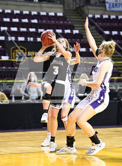 Thumbnail 1 in Limon vs. Wray (CHSAA 2A State Final) photogallery.