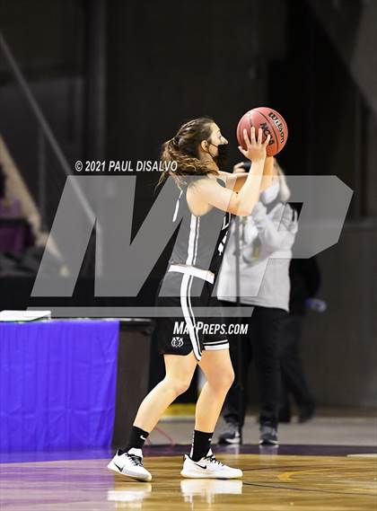 Thumbnail 1 in Limon vs. Wray (CHSAA 2A State Final) photogallery.