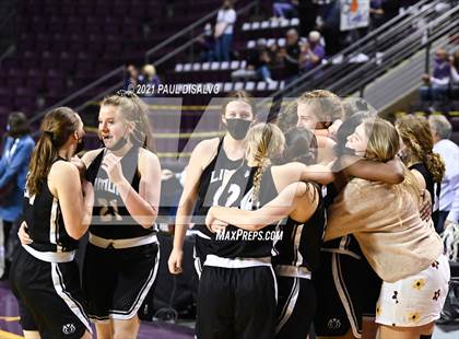 Thumbnail 2 in Limon vs. Wray (CHSAA 2A State Final) photogallery.
