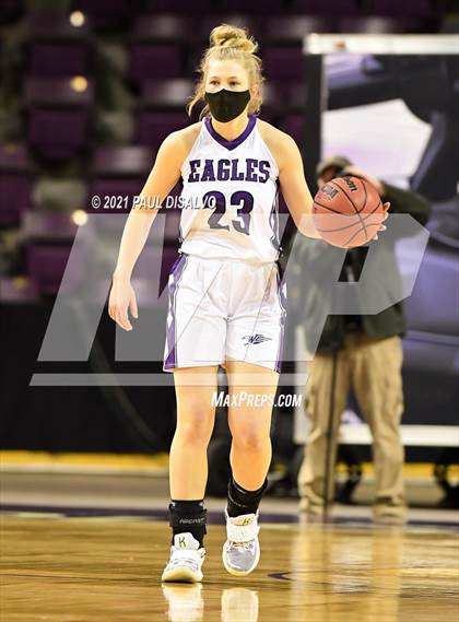 Thumbnail 1 in Limon vs. Wray (CHSAA 2A State Final) photogallery.