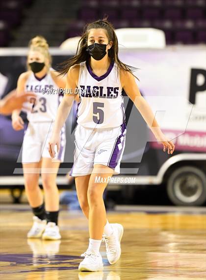 Thumbnail 3 in Limon vs. Wray (CHSAA 2A State Final) photogallery.