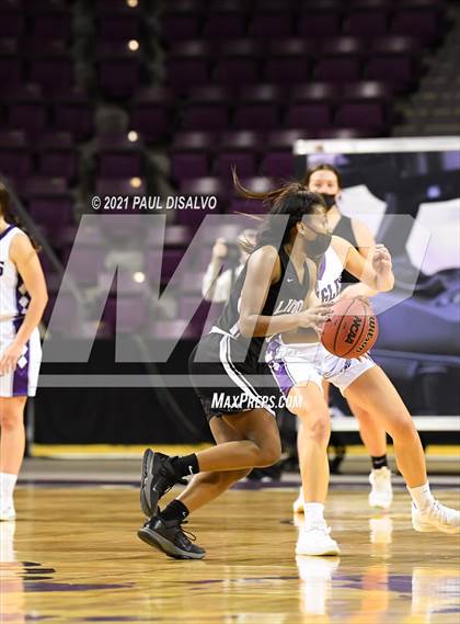 Thumbnail 3 in Limon vs. Wray (CHSAA 2A State Final) photogallery.