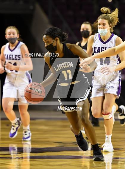 Thumbnail 2 in Limon vs. Wray (CHSAA 2A State Final) photogallery.