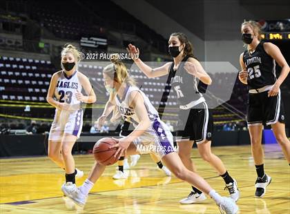 Thumbnail 2 in Limon vs. Wray (CHSAA 2A State Final) photogallery.