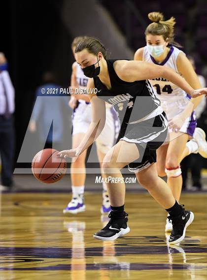 Thumbnail 1 in Limon vs. Wray (CHSAA 2A State Final) photogallery.