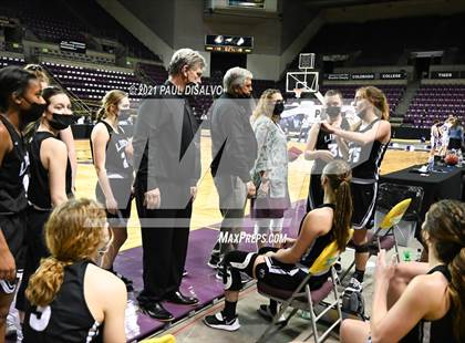 Thumbnail 2 in Limon vs. Wray (CHSAA 2A State Final) photogallery.