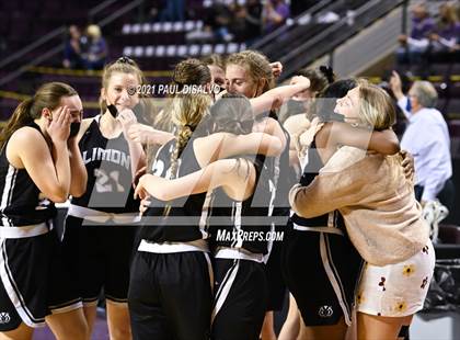 Thumbnail 3 in Limon vs. Wray (CHSAA 2A State Final) photogallery.