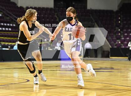 Thumbnail 1 in Limon vs. Wray (CHSAA 2A State Final) photogallery.