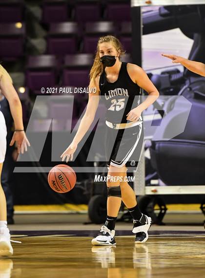 Thumbnail 3 in Limon vs. Wray (CHSAA 2A State Final) photogallery.