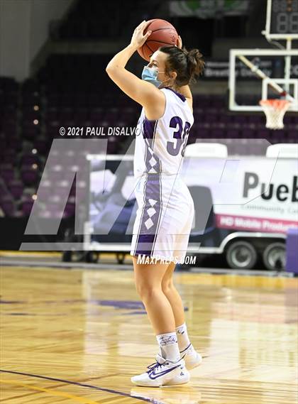 Thumbnail 3 in Limon vs. Wray (CHSAA 2A State Final) photogallery.