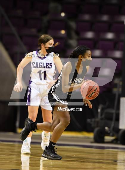 Thumbnail 1 in Limon vs. Wray (CHSAA 2A State Final) photogallery.