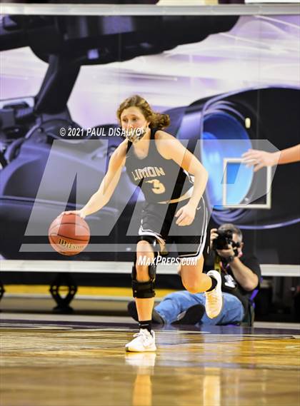 Thumbnail 3 in Limon vs. Wray (CHSAA 2A State Final) photogallery.