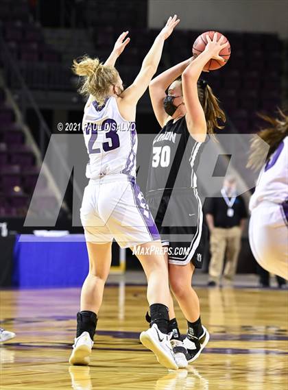 Thumbnail 1 in Limon vs. Wray (CHSAA 2A State Final) photogallery.