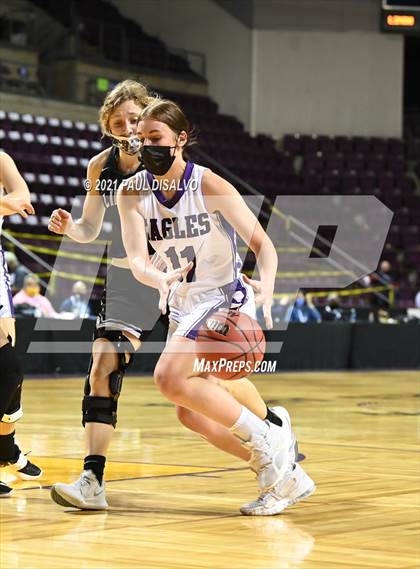 Thumbnail 2 in Limon vs. Wray (CHSAA 2A State Final) photogallery.