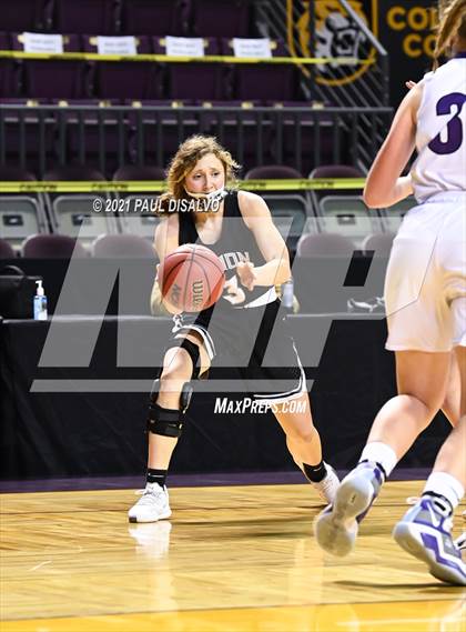 Thumbnail 2 in Limon vs. Wray (CHSAA 2A State Final) photogallery.