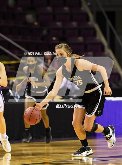 Thumbnail 3 in Limon vs. Wray (CHSAA 2A State Final) photogallery.