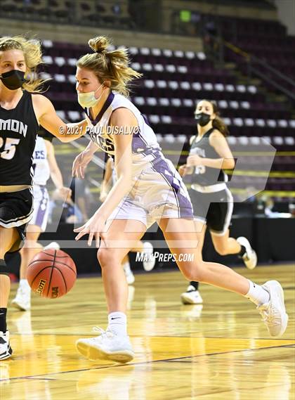 Thumbnail 1 in Limon vs. Wray (CHSAA 2A State Final) photogallery.