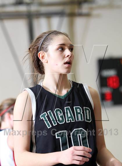 Thumbnail 3 in Westview vs Tigard (Nike Interstate Shootout) photogallery.