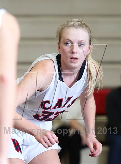 Thumbnail 3 in Westview vs Tigard (Nike Interstate Shootout) photogallery.