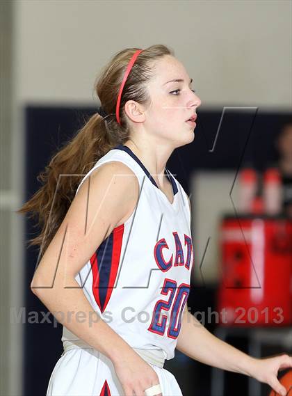 Thumbnail 1 in Westview vs Tigard (Nike Interstate Shootout) photogallery.