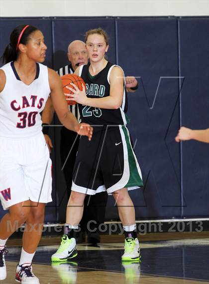Thumbnail 3 in Westview vs Tigard (Nike Interstate Shootout) photogallery.