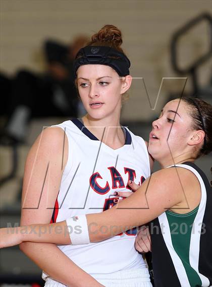 Thumbnail 3 in Westview vs Tigard (Nike Interstate Shootout) photogallery.