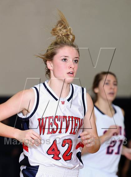 Thumbnail 3 in Westview vs Tigard (Nike Interstate Shootout) photogallery.