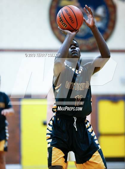 Thumbnail 3 in Cottonwood @ Taylorsville photogallery.