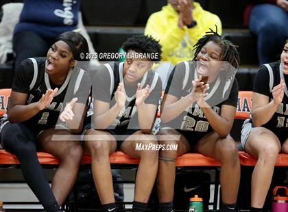Thumbnail 1 in Lamar vs Haltom photogallery.