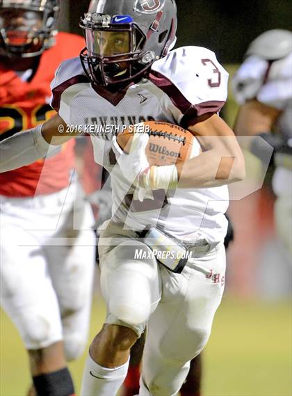 Thumbnail 3 in Jennings @ Brusly (LHSAA Class 3A 2nd Round) photogallery.