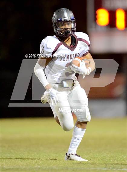 Thumbnail 1 in Jennings @ Brusly (LHSAA Class 3A 2nd Round) photogallery.