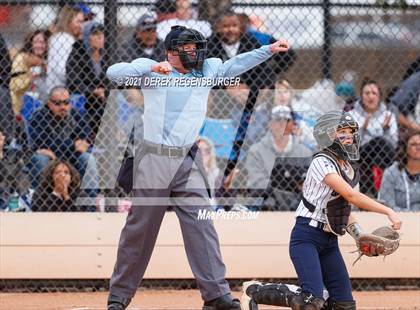 Thumbnail 3 in Fossil Ridge vs Columbine (CHSAA 5A semifinal) photogallery.