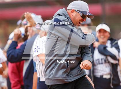 Thumbnail 3 in Fossil Ridge vs Columbine (CHSAA 5A semifinal) photogallery.