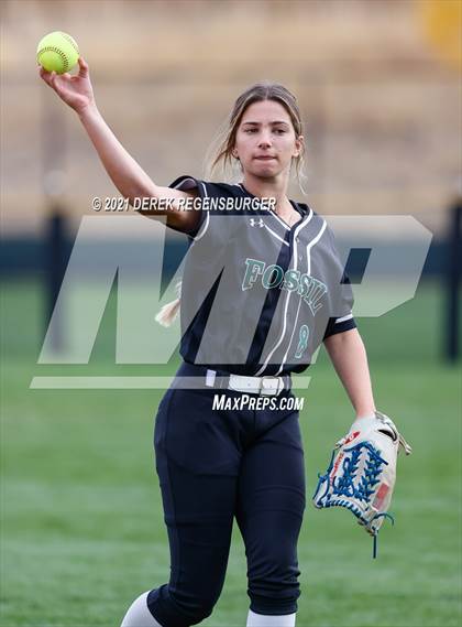 Thumbnail 1 in Fossil Ridge vs Columbine (CHSAA 5A semifinal) photogallery.