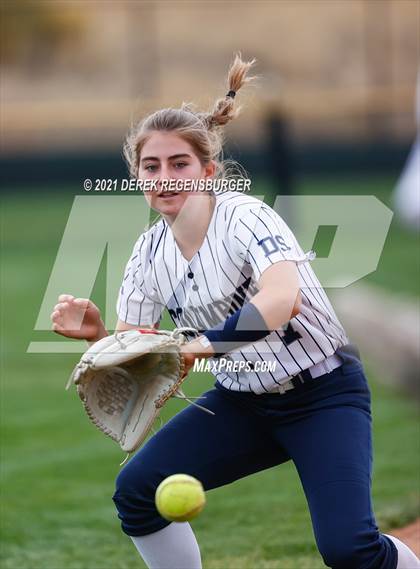 Thumbnail 2 in Fossil Ridge vs Columbine (CHSAA 5A semifinal) photogallery.