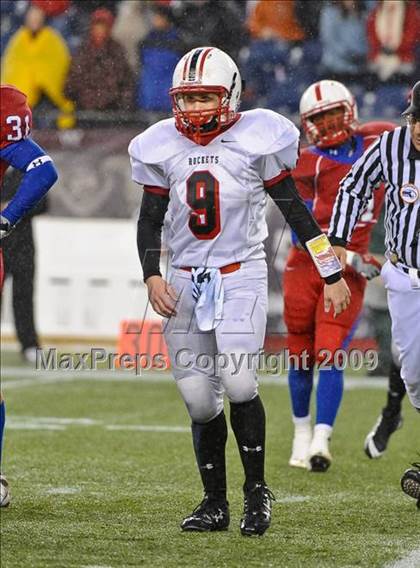 Thumbnail 2 in Reading Memorial vs. Natick (MIAA Division II East Final) photogallery.