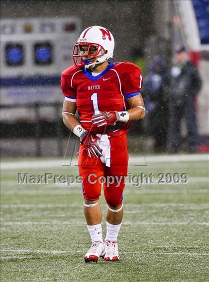 Thumbnail 2 in Reading Memorial vs. Natick (MIAA Division II East Final) photogallery.