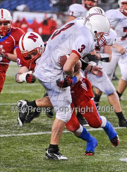 Thumbnail 2 in Reading Memorial vs. Natick (MIAA Division II East Final) photogallery.