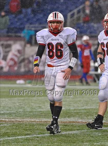 Thumbnail 2 in Reading Memorial vs. Natick (MIAA Division II East Final) photogallery.