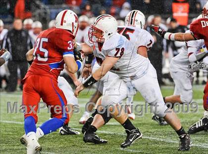 Thumbnail 1 in Reading Memorial vs. Natick (MIAA Division II East Final) photogallery.
