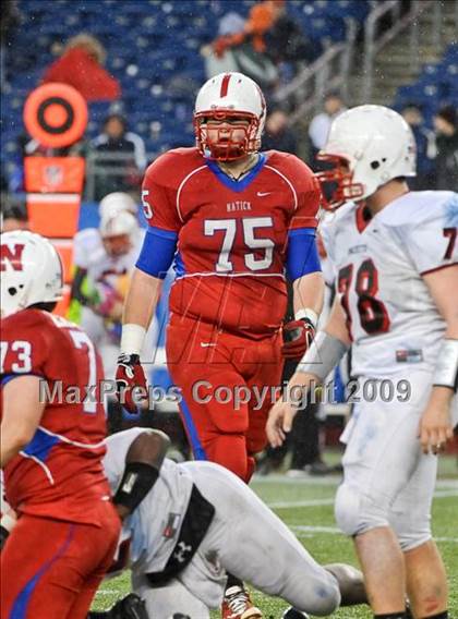 Thumbnail 1 in Reading Memorial vs. Natick (MIAA Division II East Final) photogallery.
