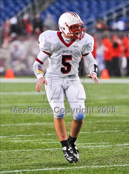 Thumbnail 3 in Reading Memorial vs. Natick (MIAA Division II East Final) photogallery.