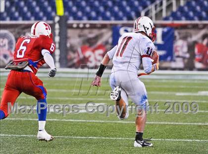 Thumbnail 3 in Reading Memorial vs. Natick (MIAA Division II East Final) photogallery.