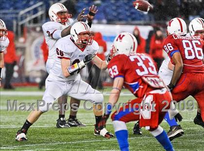 Thumbnail 2 in Reading Memorial vs. Natick (MIAA Division II East Final) photogallery.