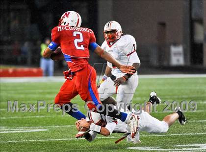 Thumbnail 3 in Reading Memorial vs. Natick (MIAA Division II East Final) photogallery.