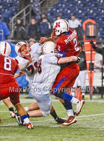 Thumbnail 1 in Reading Memorial vs. Natick (MIAA Division II East Final) photogallery.