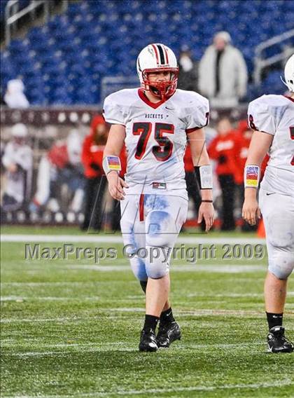 Thumbnail 2 in Reading Memorial vs. Natick (MIAA Division II East Final) photogallery.