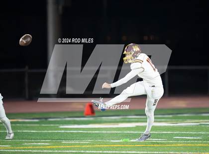 Thumbnail 1 in Menlo-Atherton @ Wilcox photogallery.