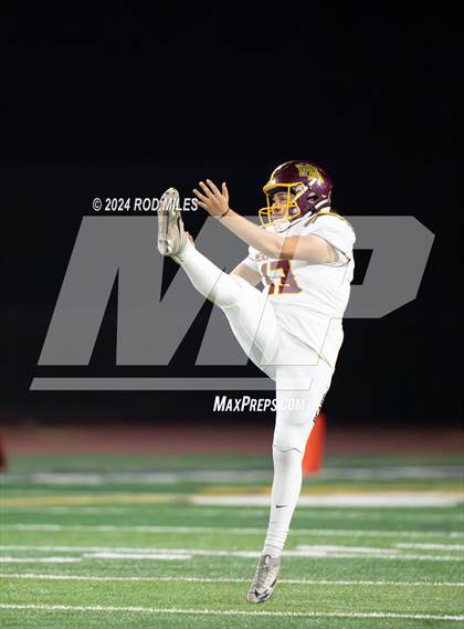 Thumbnail 1 in Menlo-Atherton @ Wilcox photogallery.